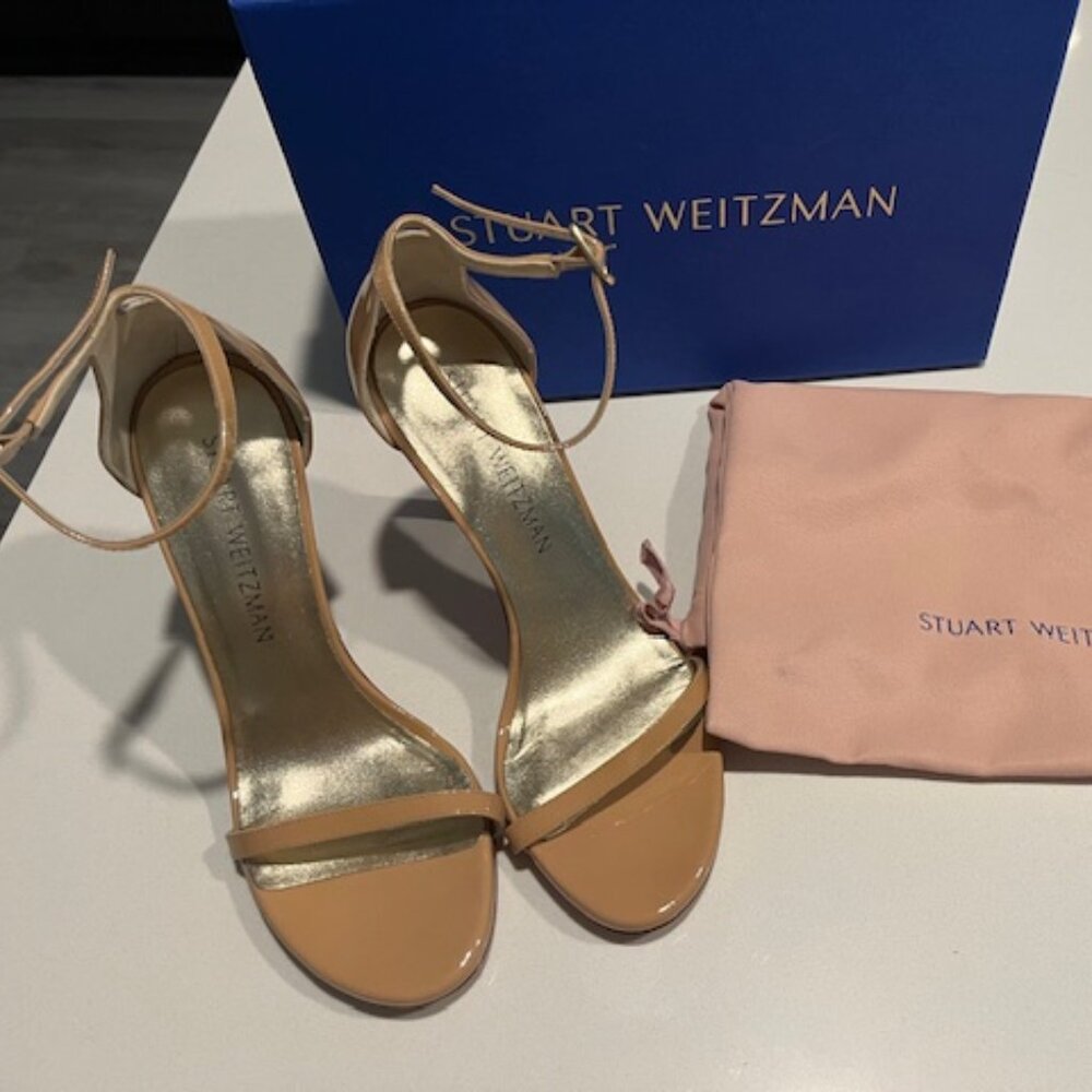 Stuart Weitzman Nudistcurve Ankle Strap Sandal in Nude